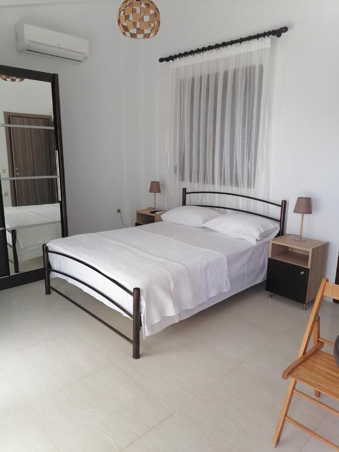 Epavli Xenia Pefkochori-paliouri 30m Apartment *