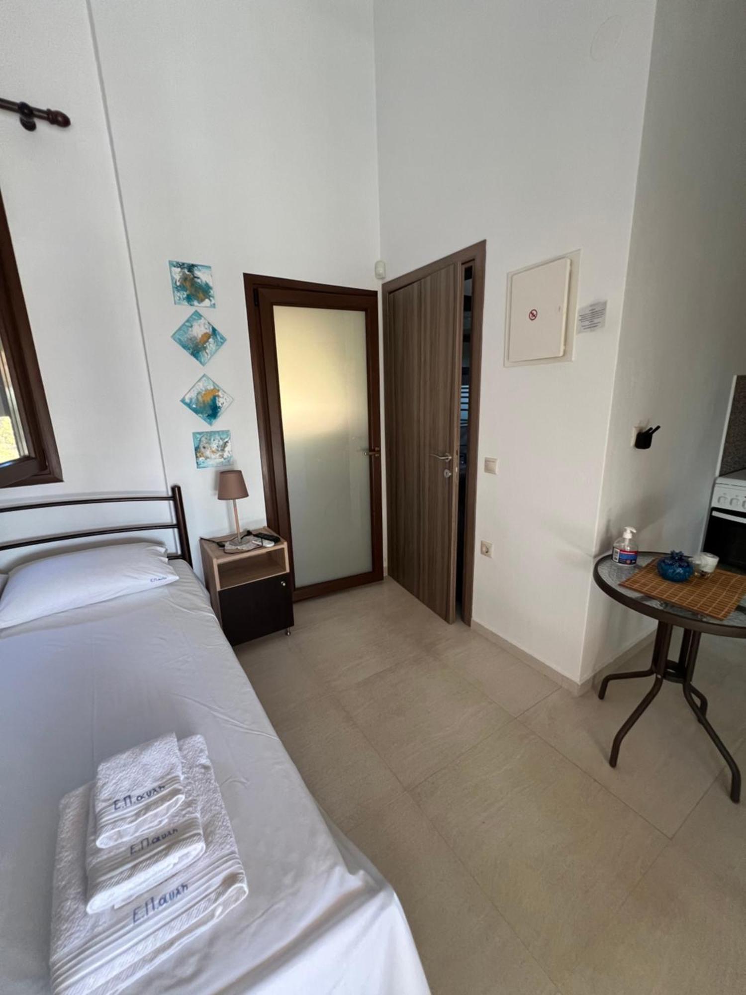 Epavli Xenia Pefkochori-paliouri 30m Apartment *